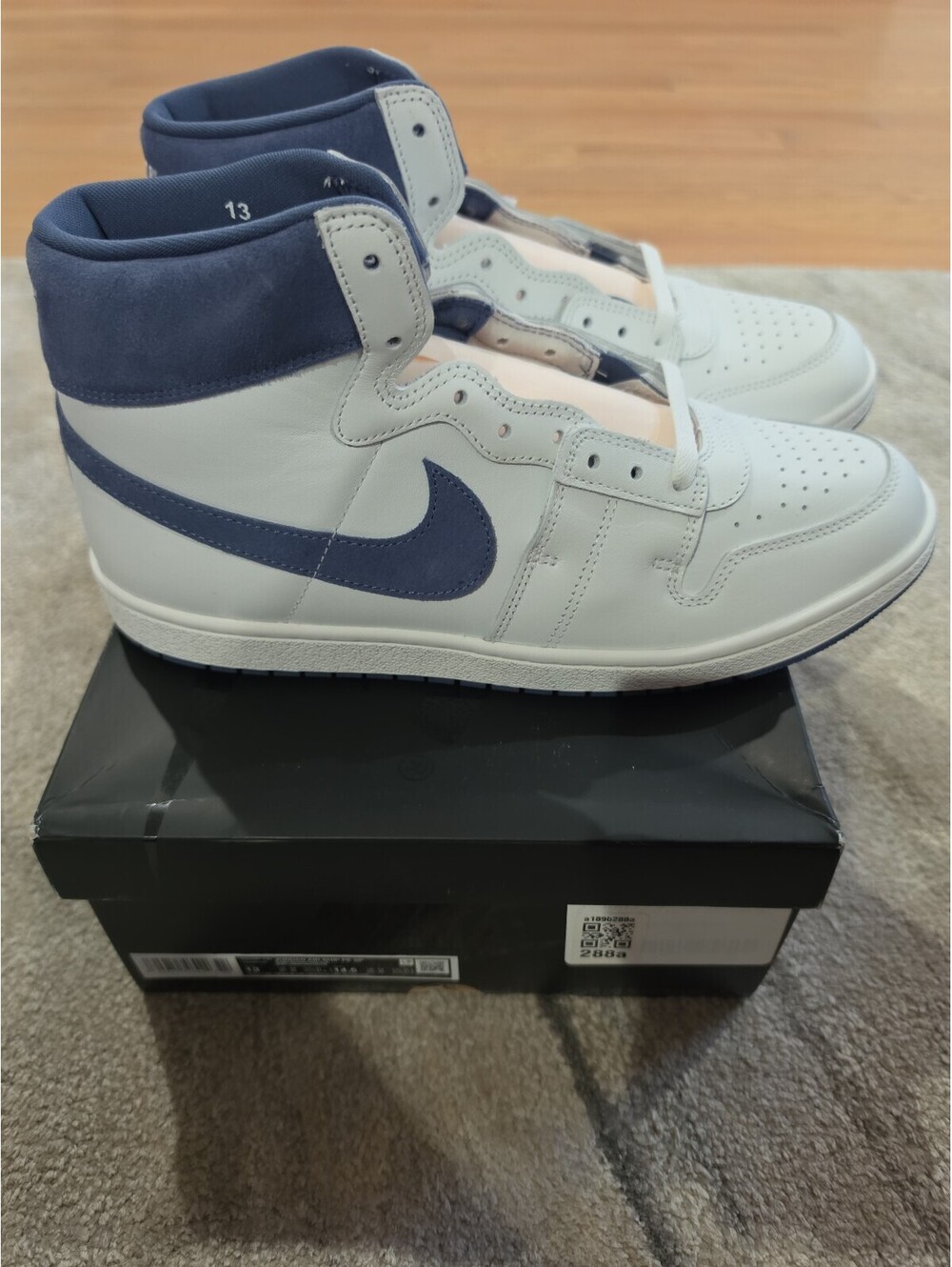 Jordan air ship Diffused blue size 13 new